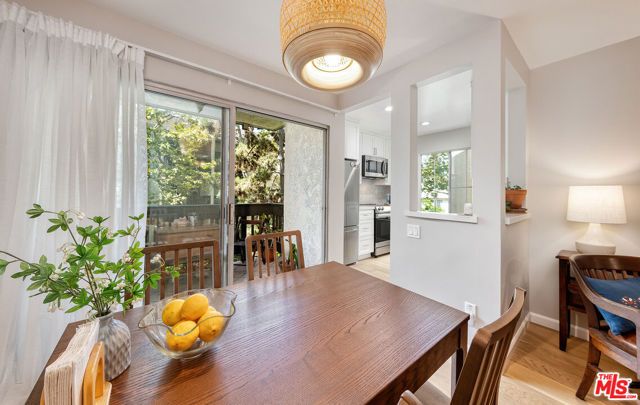 8207 Summertime Lane, Culver City, CA 90230