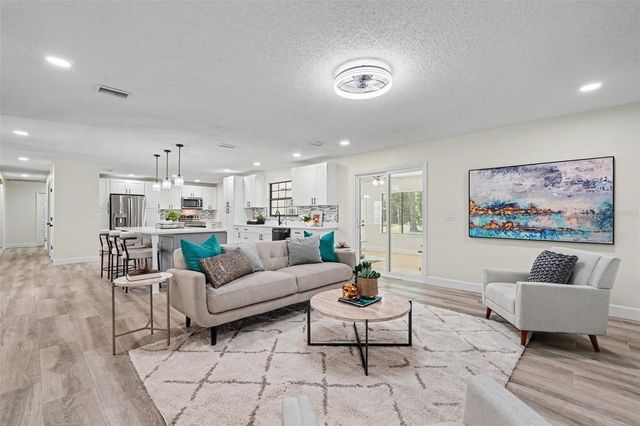 1015 HASTINGS COURT, Lutz, FL 33548