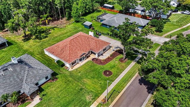 1015 HASTINGS COURT, Lutz, FL 33548