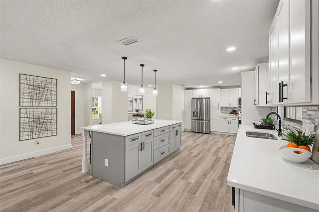 1015 HASTINGS COURT, Lutz, FL 33548