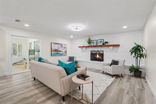 1015 HASTINGS COURT, Lutz, FL 33548