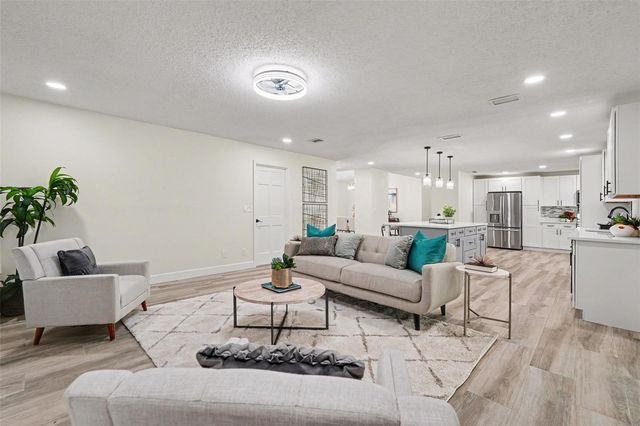 1015 HASTINGS COURT, Lutz, FL 33548