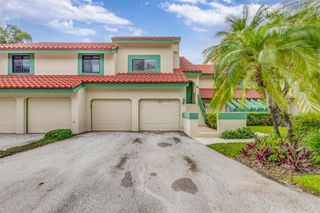 13 Lexington Lane E F, Palm Beach Gardens, FL 33418