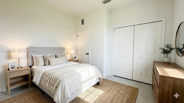 2615 68th st w, Lehigh Acres, FL 33971