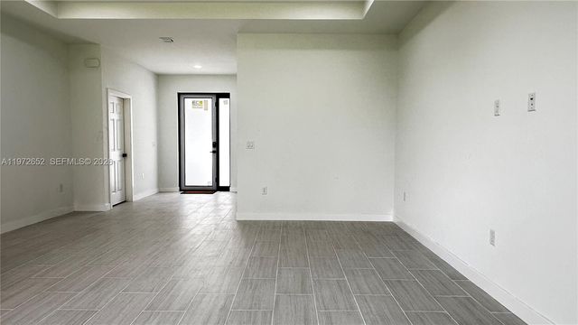 2615 68th st w, Lehigh Acres, FL 33971