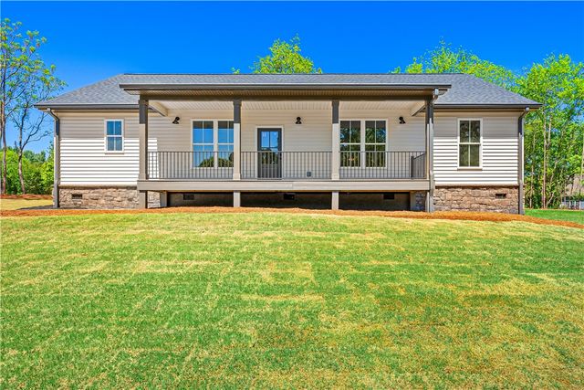 411 Calm Oak Drive, Seneca, SC 29678