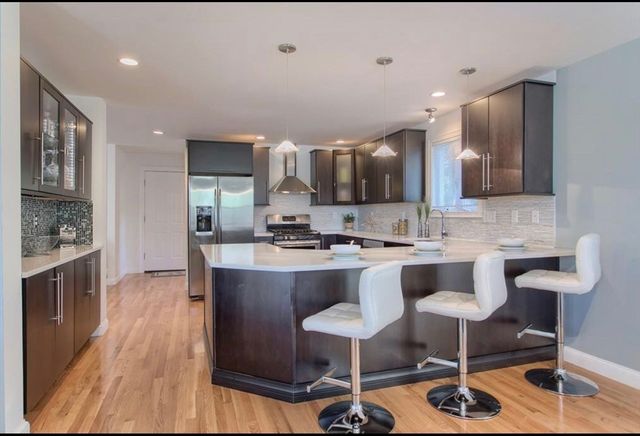 13 Cottage St 1, Wakefield, MA 01880
