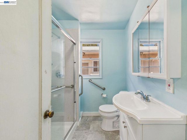 1506 Elm Ave, Richmond, CA 94805
