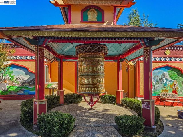 1506 Elm Ave, Richmond, CA 94805