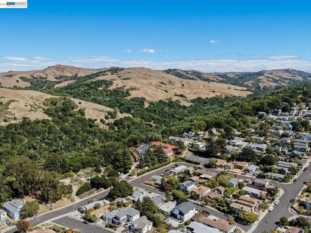 1506 Elm Ave, Richmond, CA 94805