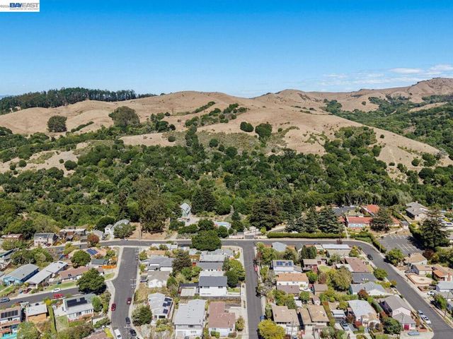 1506 Elm Ave, Richmond, CA 94805
