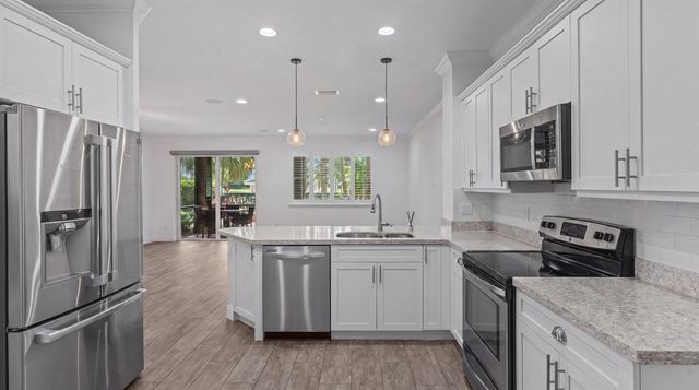 15600 ITALIAN CYPRESS Way, Wellington, FL 33414