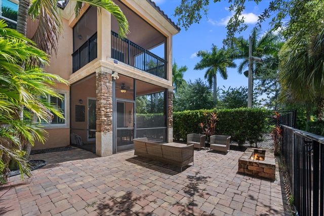 15600 ITALIAN CYPRESS Way, Wellington, FL 33414