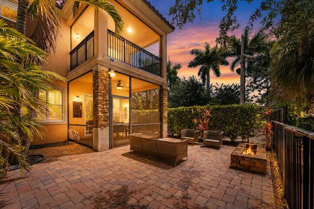 15600 ITALIAN CYPRESS Way, Wellington, FL 33414