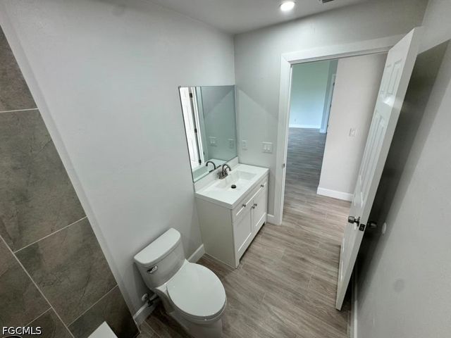 3707 32nd ST SW, Lehigh Acres, FL 33976