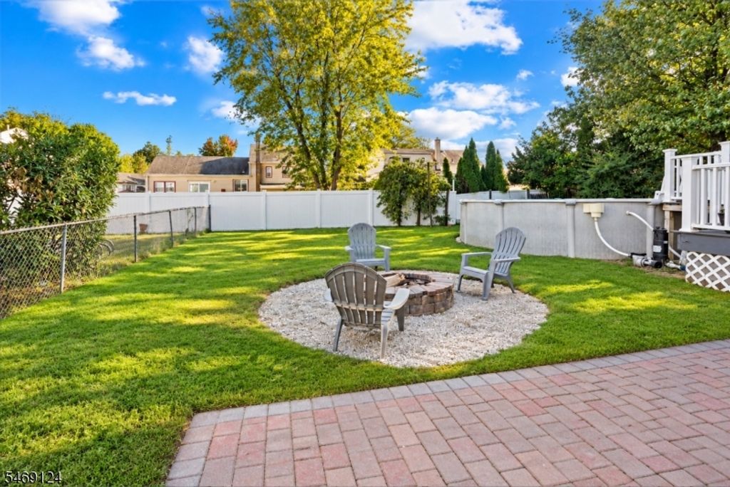 153 Whitman Ave, Edison Twp., NJ 08817 — photo 2