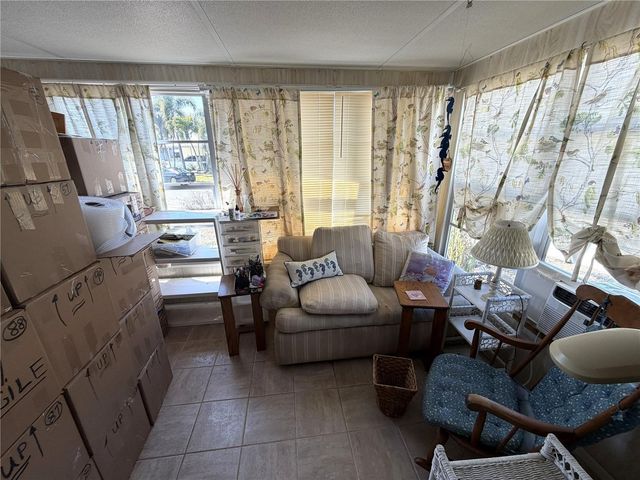 5136 HIDDEN SPRINGS AVENUE, Sarasota, FL 34234