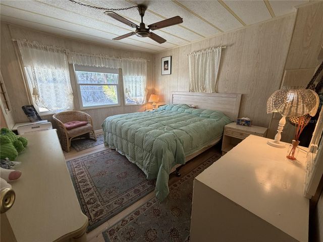 5136 HIDDEN SPRINGS AVENUE, Sarasota, FL 34234