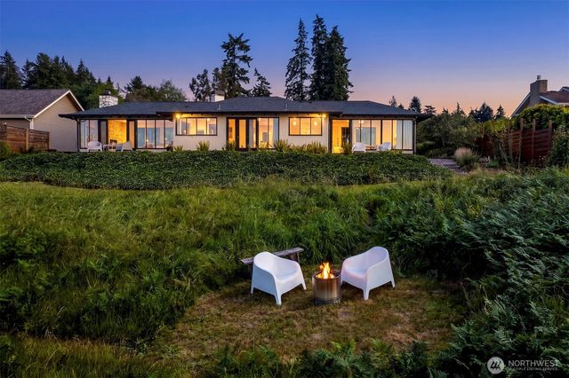 11505 103rd Avenue SW, Vashon, WA 98070