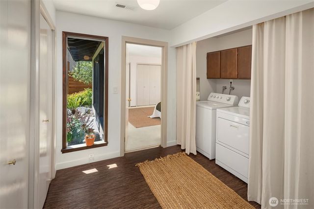 11505 103rd Avenue SW, Vashon, WA 98070