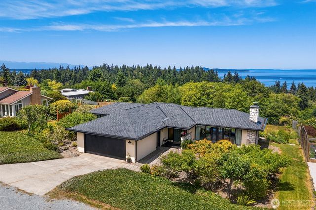 11505 103rd Avenue SW, Vashon, WA 98070