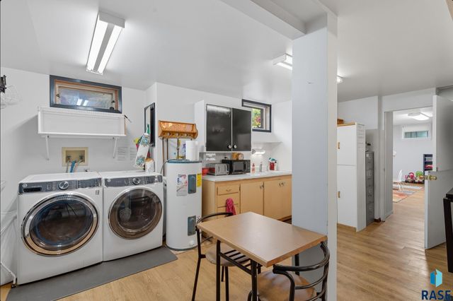 2708 W 26th St Street, Sioux Falls, SD 57105