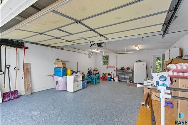 2708 W 26th St Street, Sioux Falls, SD 57105