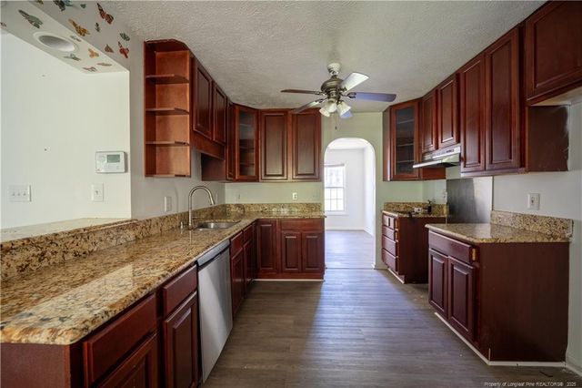 8805 Grouse Run Lane, Fayetteville, NC 28314