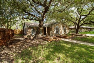 2006 Wilkes Street, Bryan, TX 77803
