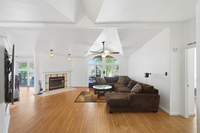 11861 Clay Station Rd, Herald, CA 95638