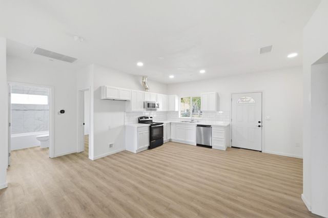 11861 Clay Station Rd, Herald, CA 95638