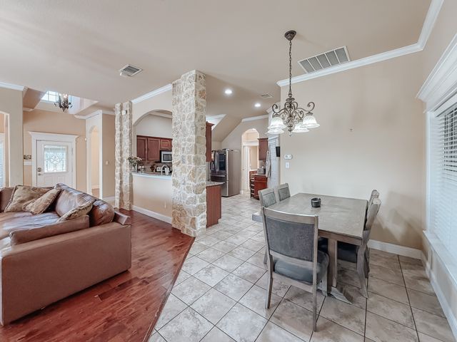 100 Timbershade Drive, Red Oak, TX 75154