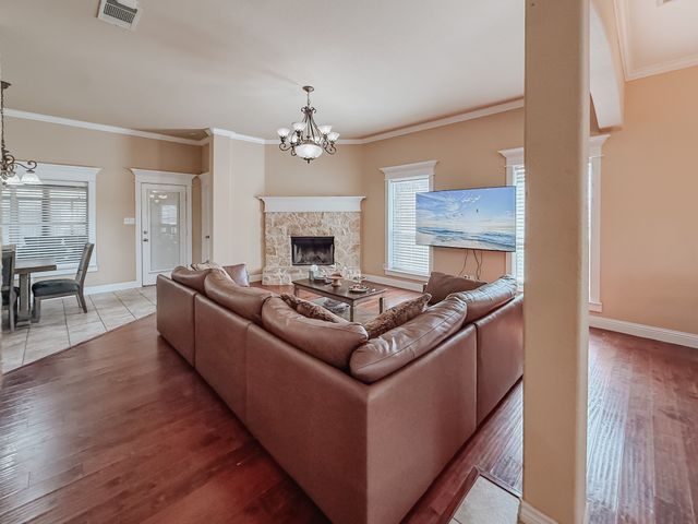 100 Timbershade Drive, Red Oak, TX 75154