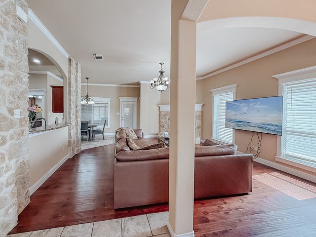 100 Timbershade Drive, Red Oak, TX 75154