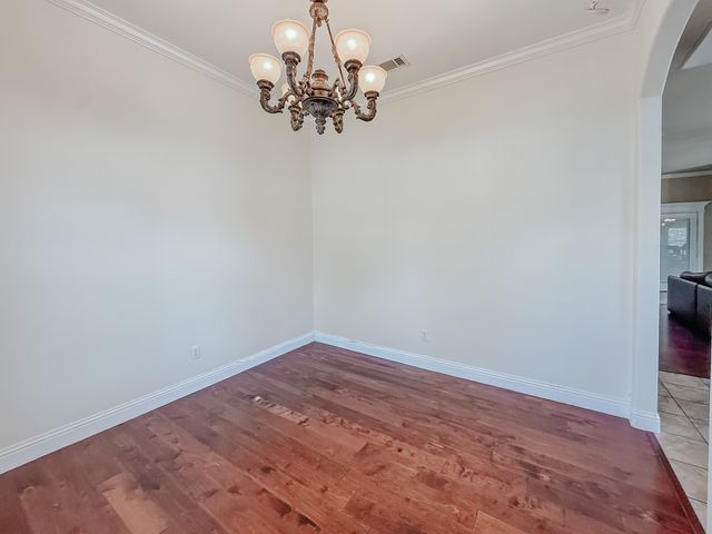 100 Timbershade Drive, Red Oak, TX 75154