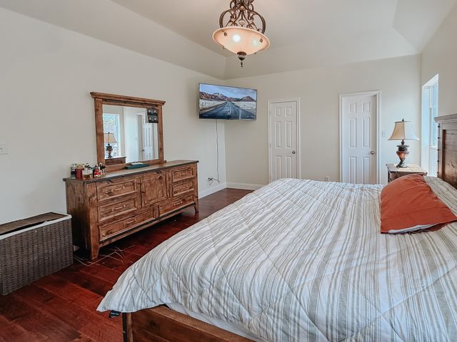 100 Timbershade Drive, Red Oak, TX 75154