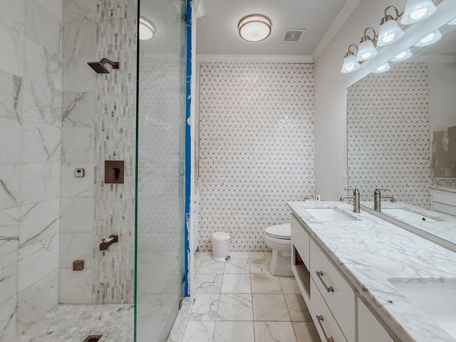 100 Timbershade Drive, Red Oak, TX 75154