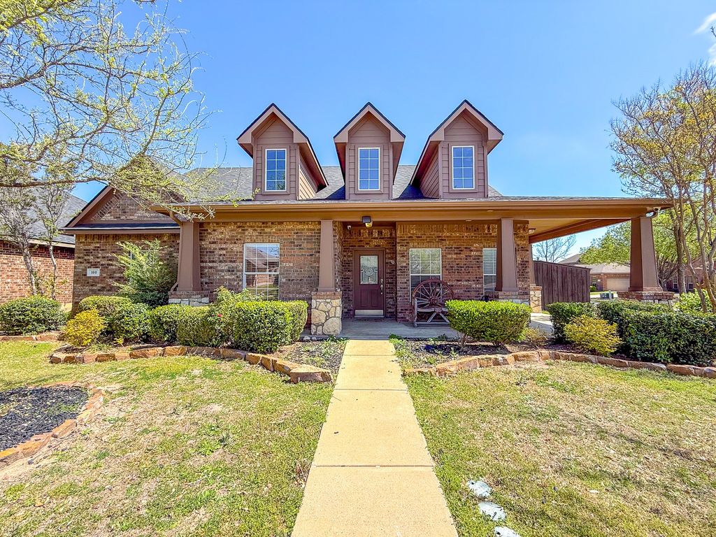 100 Timbershade Drive, Red Oak, TX 75154