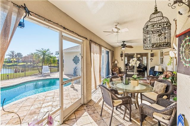 5680 Riverboat Circle SW, Vero Beach, FL 32968