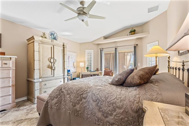 5680 Riverboat Circle SW, Vero Beach, FL 32968