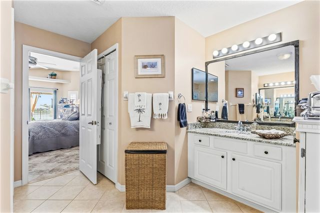5680 Riverboat Circle SW, Vero Beach, FL 32968