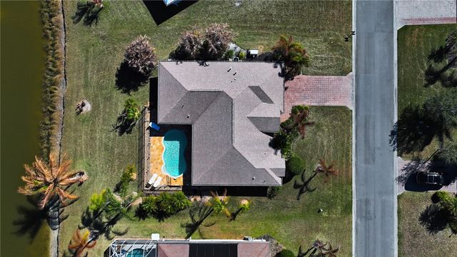 5680 Riverboat Circle SW, Vero Beach, FL 32968