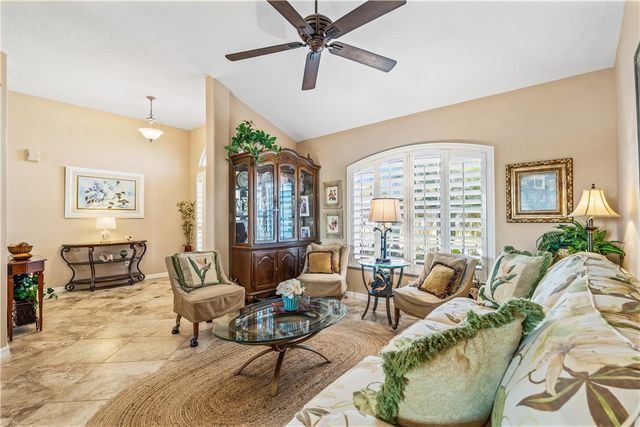 5680 Riverboat Circle SW, Vero Beach, FL 32968