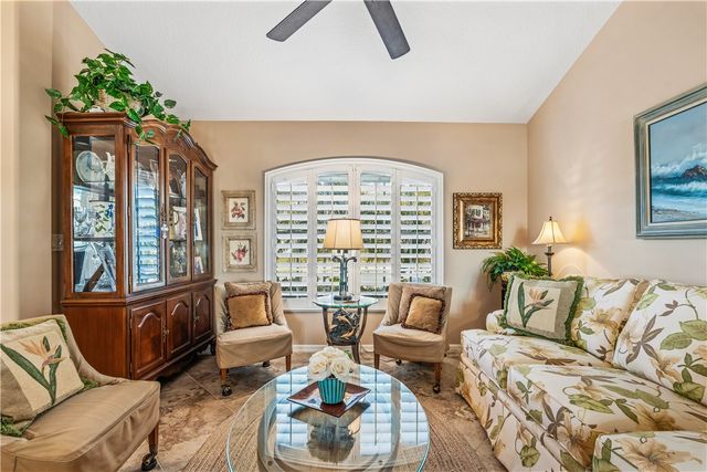 5680 Riverboat Circle SW, Vero Beach, FL 32968