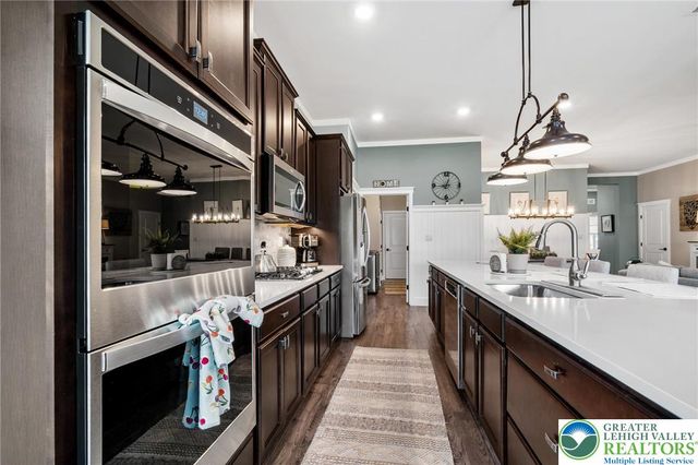 7928 Schaefer Crest, Upper Macungie Twp, PA 18031