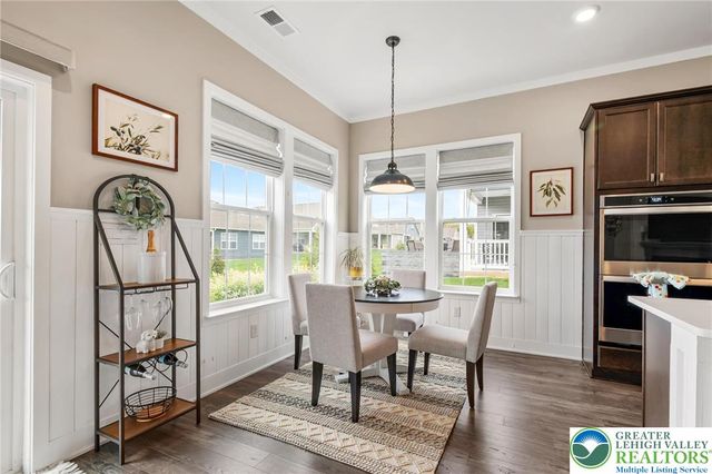7928 Schaefer Crest, Upper Macungie Twp, PA 18031