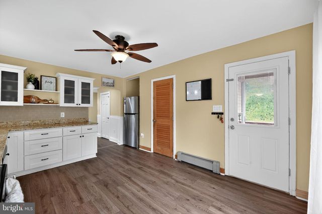 1115 BRIDGEBORO RD, Beverly, NJ 08010