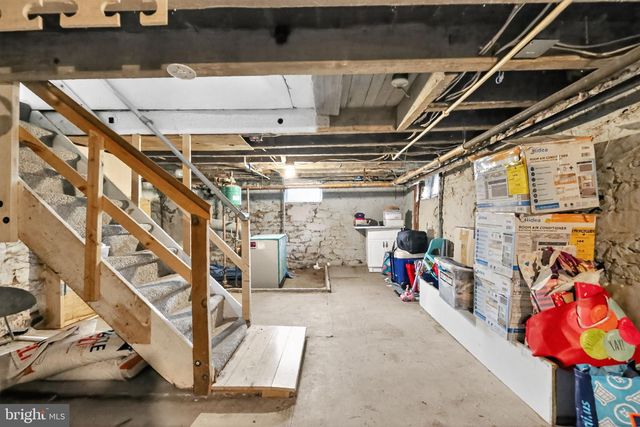 1115 BRIDGEBORO RD, Beverly, NJ 08010