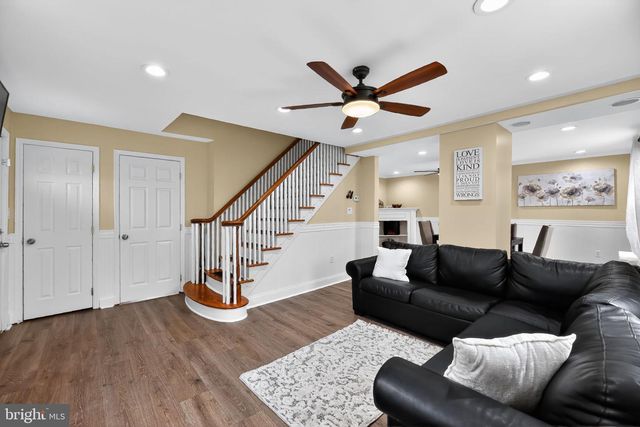 1115 BRIDGEBORO RD, Beverly, NJ 08010