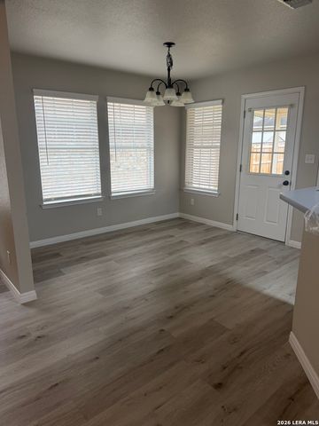 1651 Anna Lee, New Braunfels, TX 78130